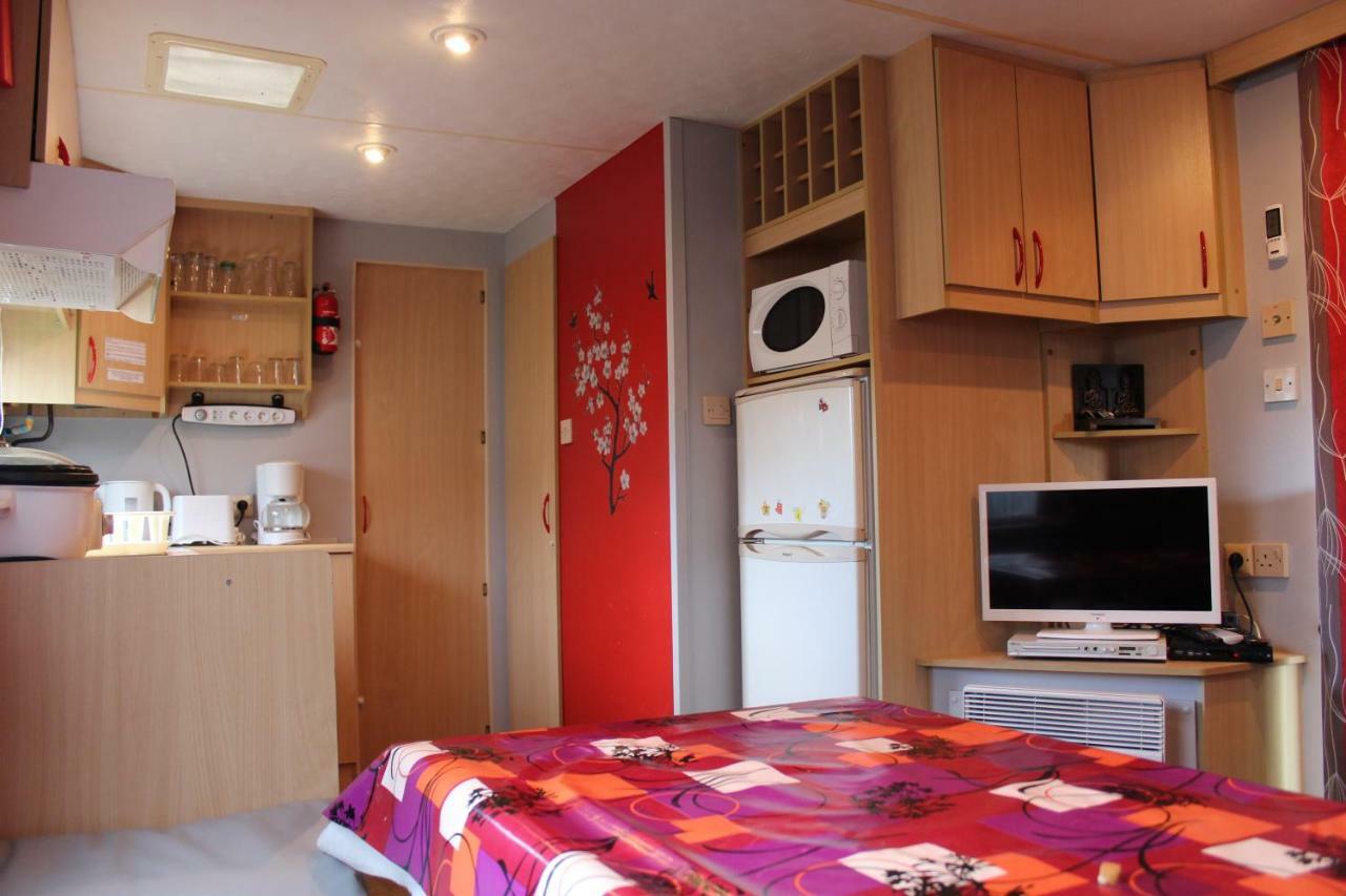 Les Mobiles Homes De La Palmyre Les Mathes Esterno foto